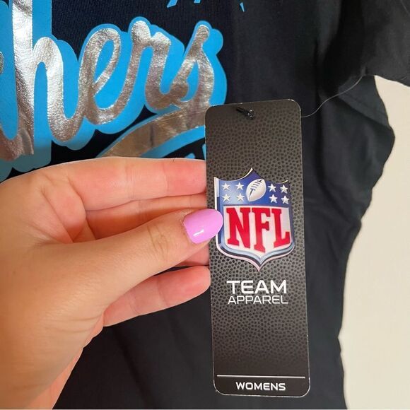 NFL Women’s Carolina Panthers V neck Tee - Picture 7 of 10